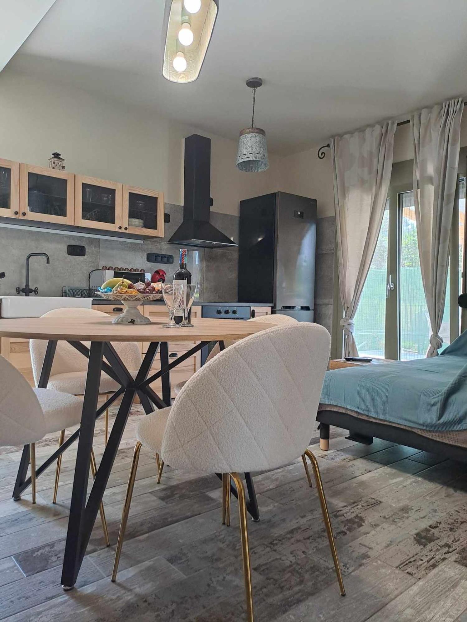 טרולוס Kt Villa מראה חיצוני תמונה
